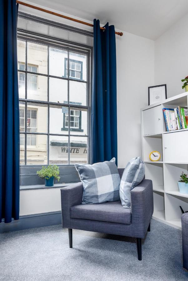 Ga L Whitby Central 외부 사진